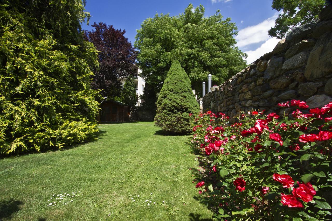 Le Jardin Saillagouse Exterior foto